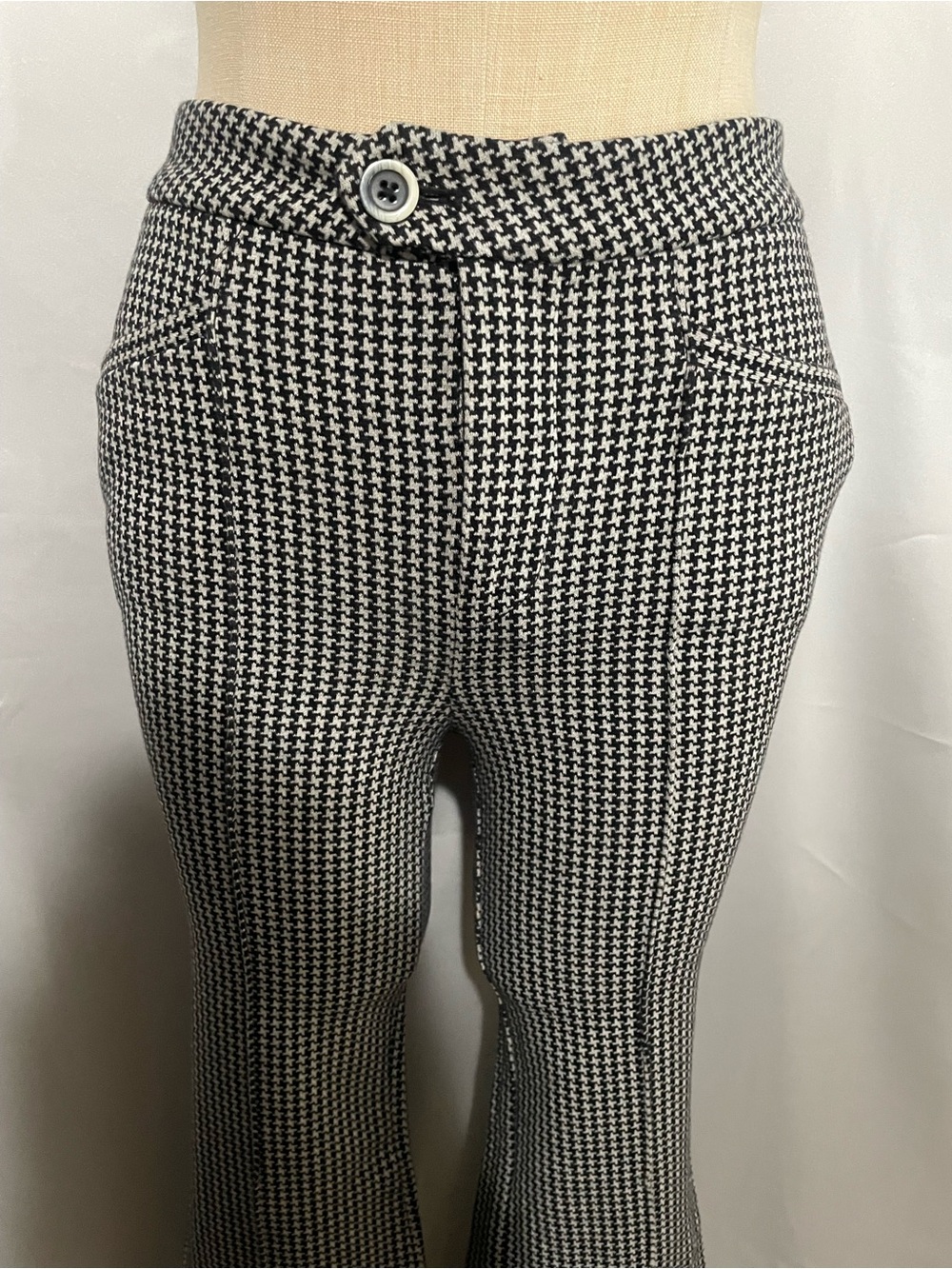 Anthropologie The Essential Trouser – Black & White Houndstooth Trousers